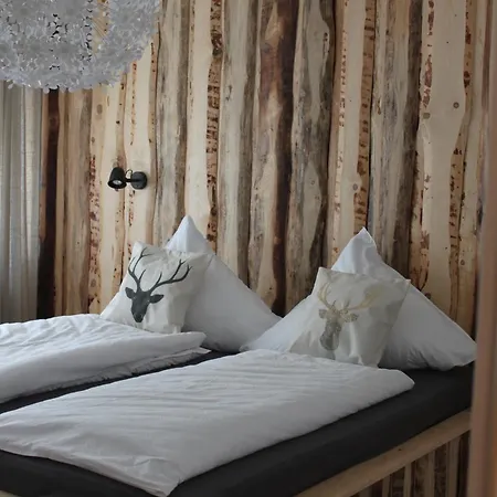 Roeck Daire Hornberg